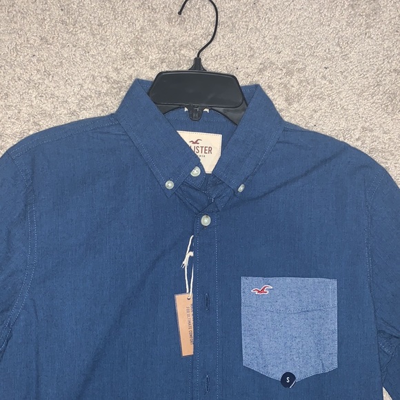 Hollister button down shirt - Picture 2 of 4